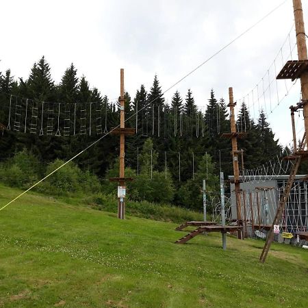 Sportcentrum Klinovec Loučná pod Klínovcem Eksteriør billede